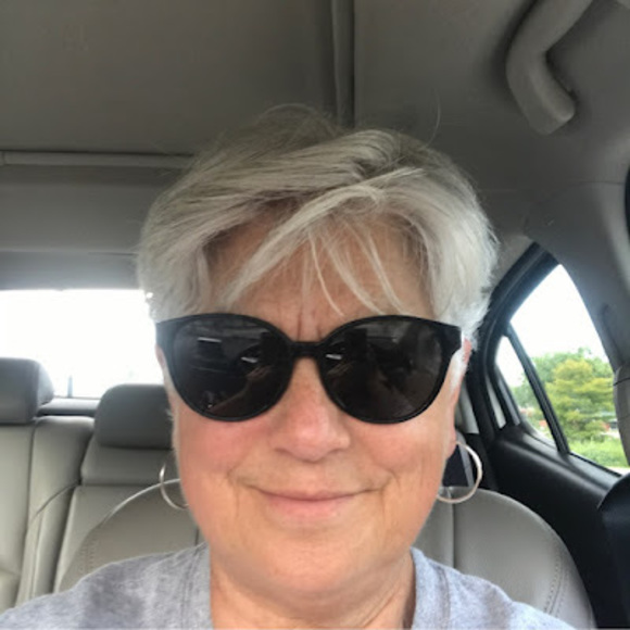 Meet your Posher, Marilynn - Picture 2 of 2